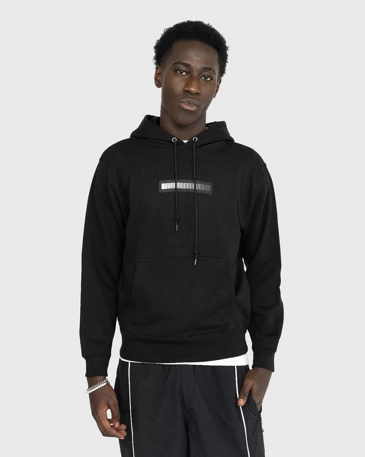 Sveder>Medicom Kosuke Kawamura The Queen Is Dead Haettetroje Sort