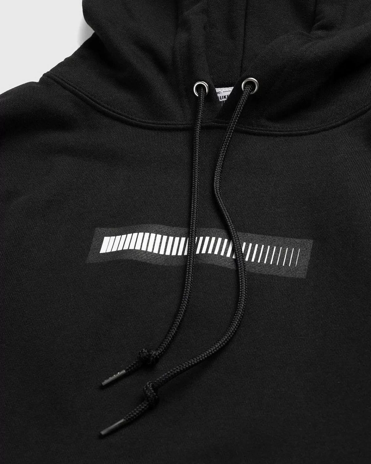 Sveder>Medicom Kosuke Kawamura The Queen Is Dead Haettetroje Sort