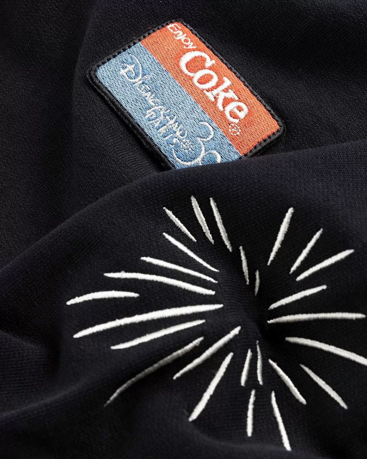 Sveder>Coca-Cola Not In Paris 4 Classic Paris Haettetroje Sort