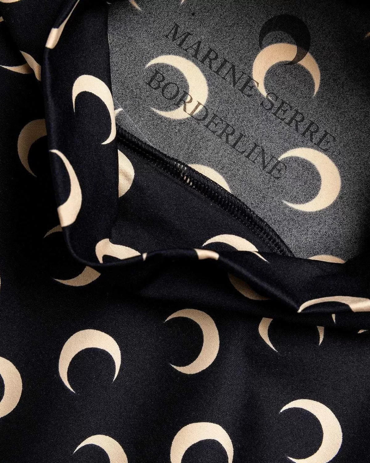 T-Shirts>Marine Serre Regenereret All Over Moon Jersey High Neck Second Skin Inverse Tan