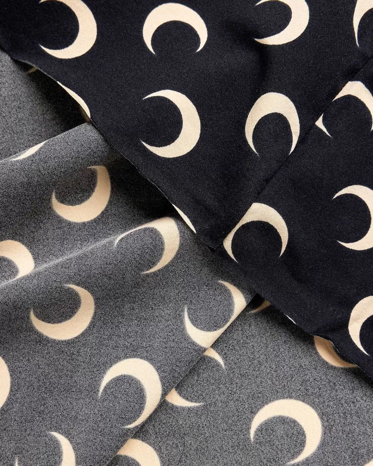 T-Shirts>Marine Serre Regenereret All Over Moon Jersey High Neck Second Skin Inverse Tan